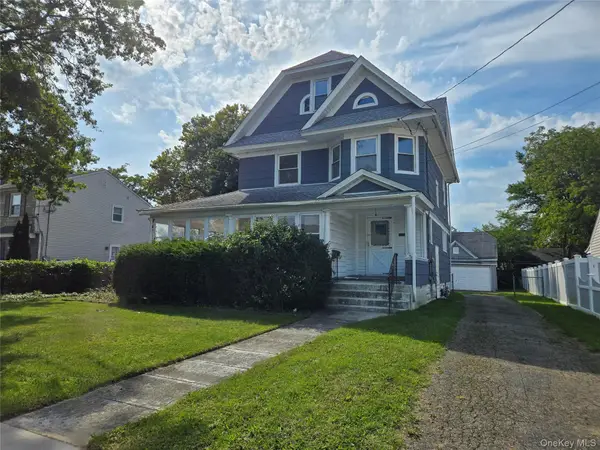 302 Locust Avenue, Freeport, NY 11520
