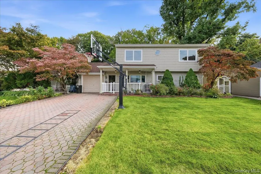 97 Cypress Lane E, Westbury, NY 11590 - #3