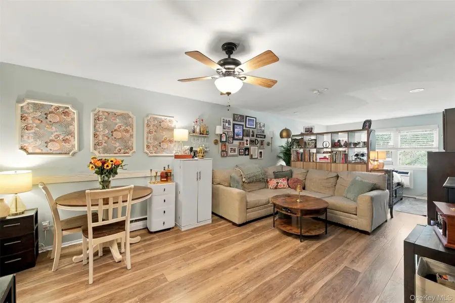 142 Church Street #3D, Kings Park, NY 11754 - #3