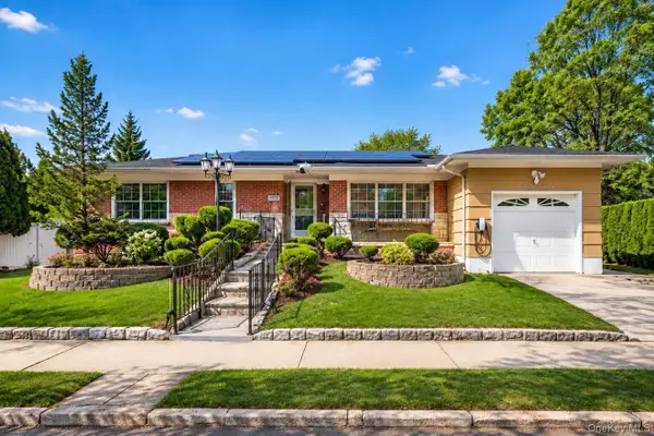 218-21 Stewart Road, Hollis Hills, NY 11427