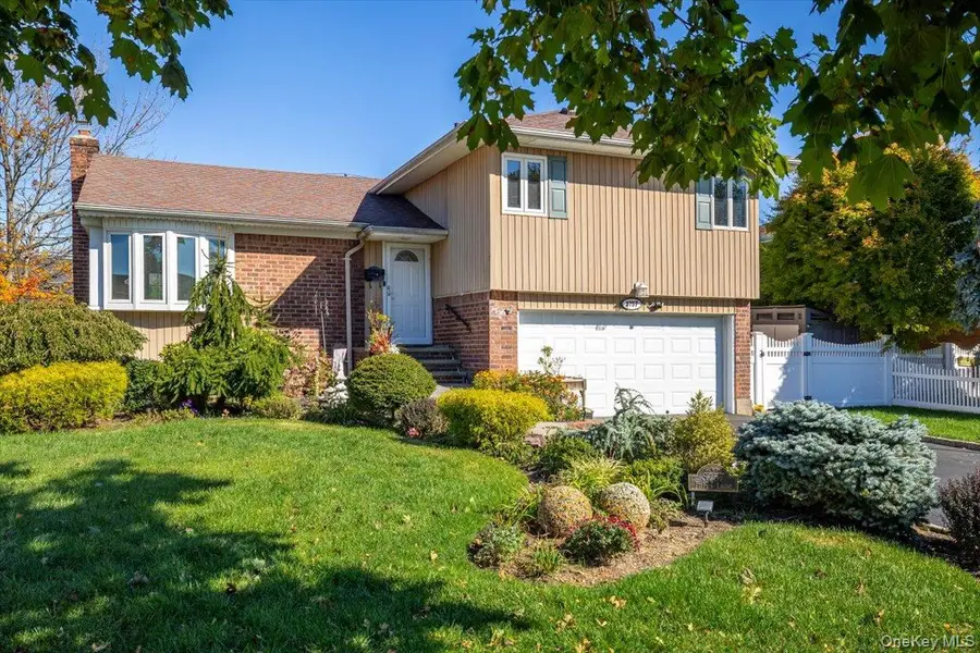 3757 Jules Lane, Wantagh, NY 11793 - #2