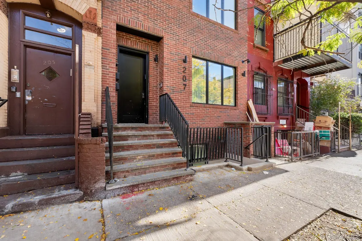 207 Lee Avenue, Brooklyn, NY 11206 - #1