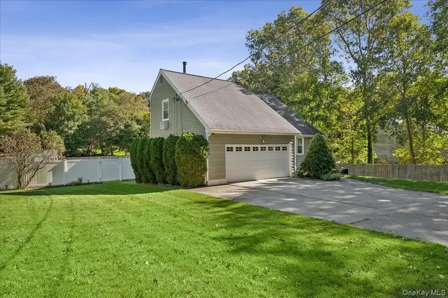 413 Hewlett Avenue, Patchogue, NY 11772 - #2