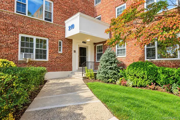 210 Pelham Road #4D, New Rochelle, NY 10805