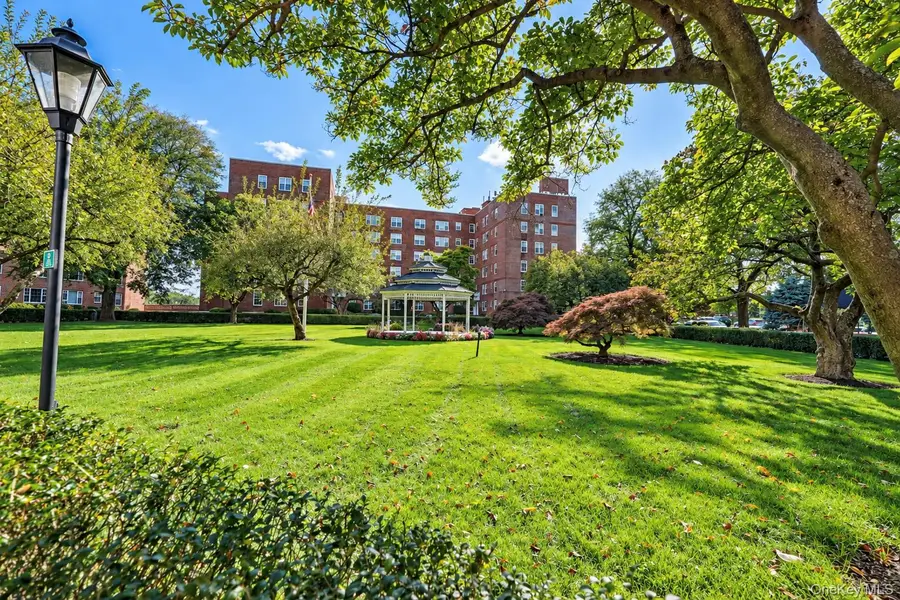 210 Pelham Road #4D, New Rochelle, NY 10805 - #2