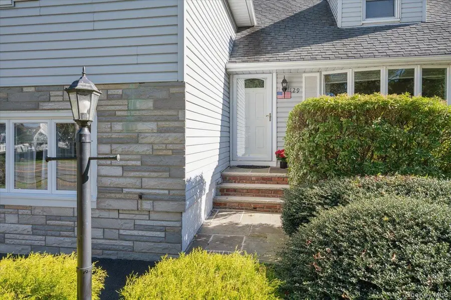 129 Lake Road, Valley Cottage, NY 10989 - #2