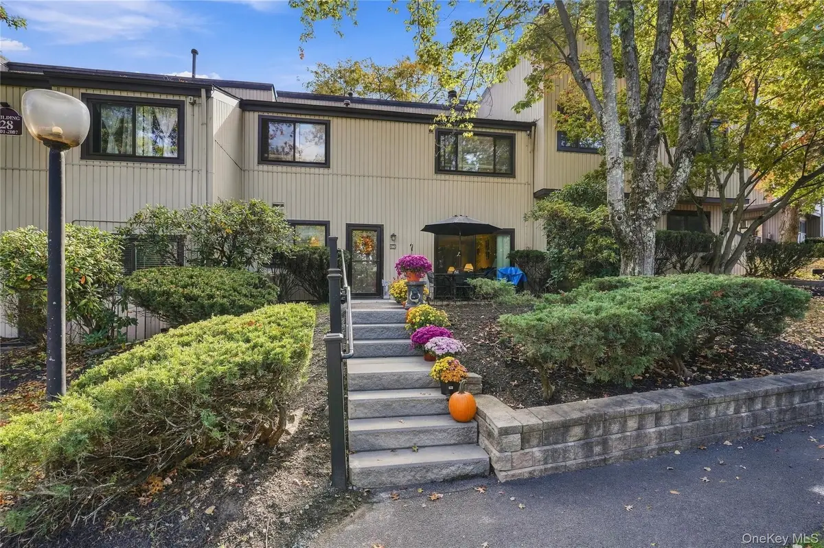 2802 Fox Lane, Poughkeepsie, NY 12603 - #1