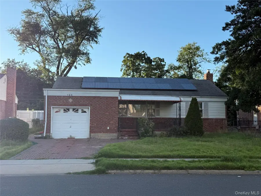 798 Bauer Street, Elmont, NY 11003 - #2