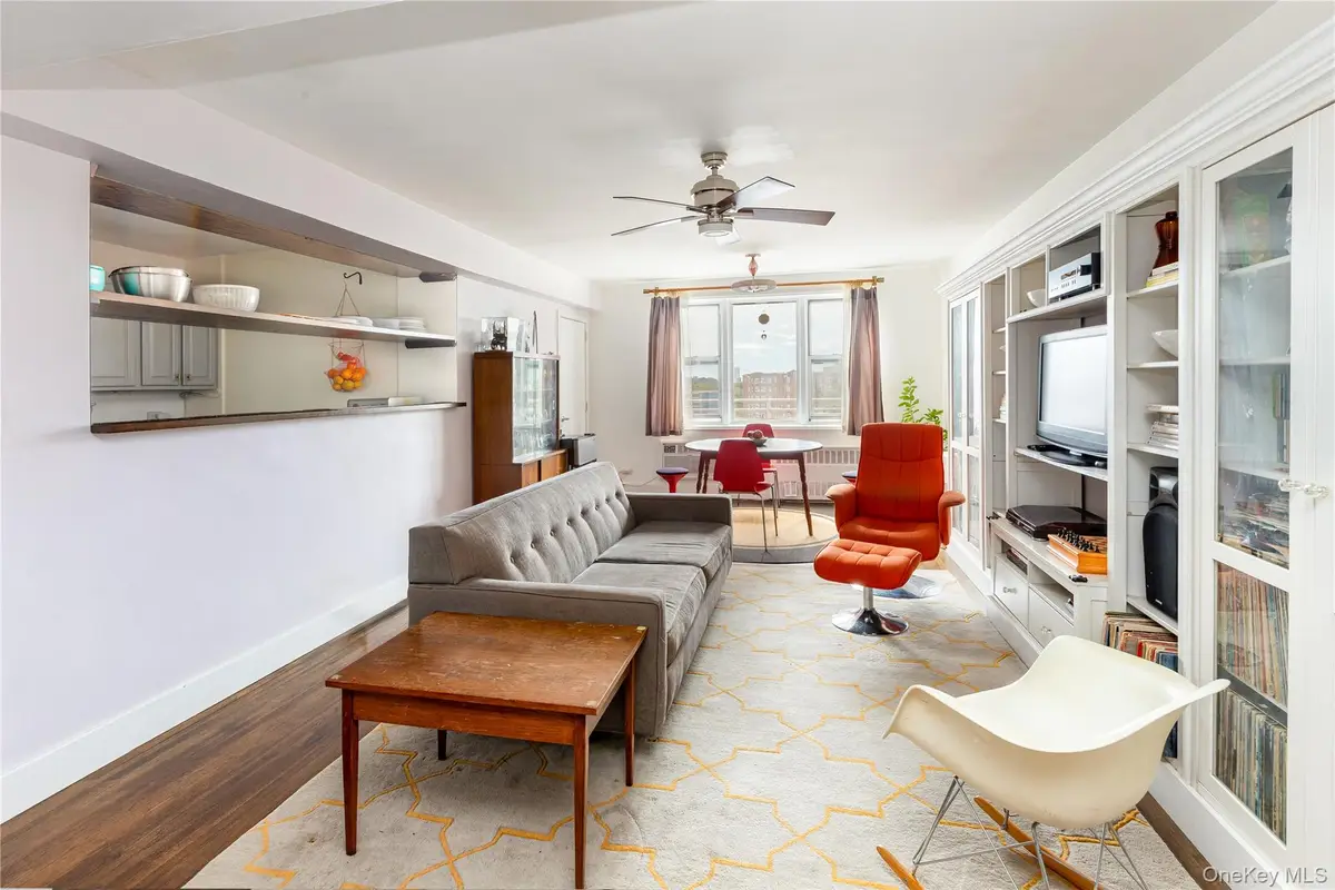609 Kappock #8D, Bronx, NY 10463 - #1