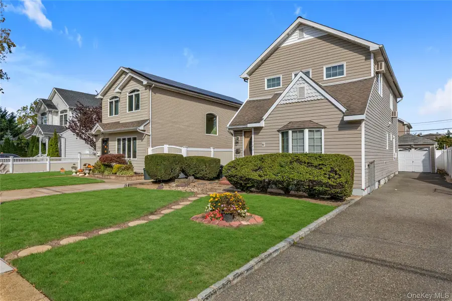 123 Beach Drive, Merrick, NY 11566 - #2
