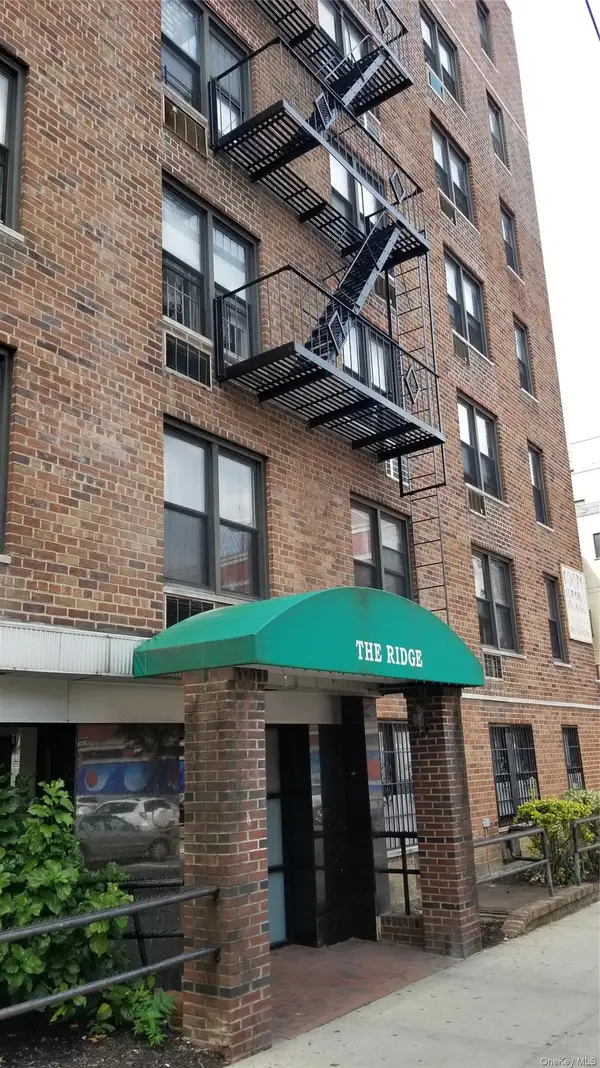 41-34 Frame Place #3D, Flushing, NY 11355
