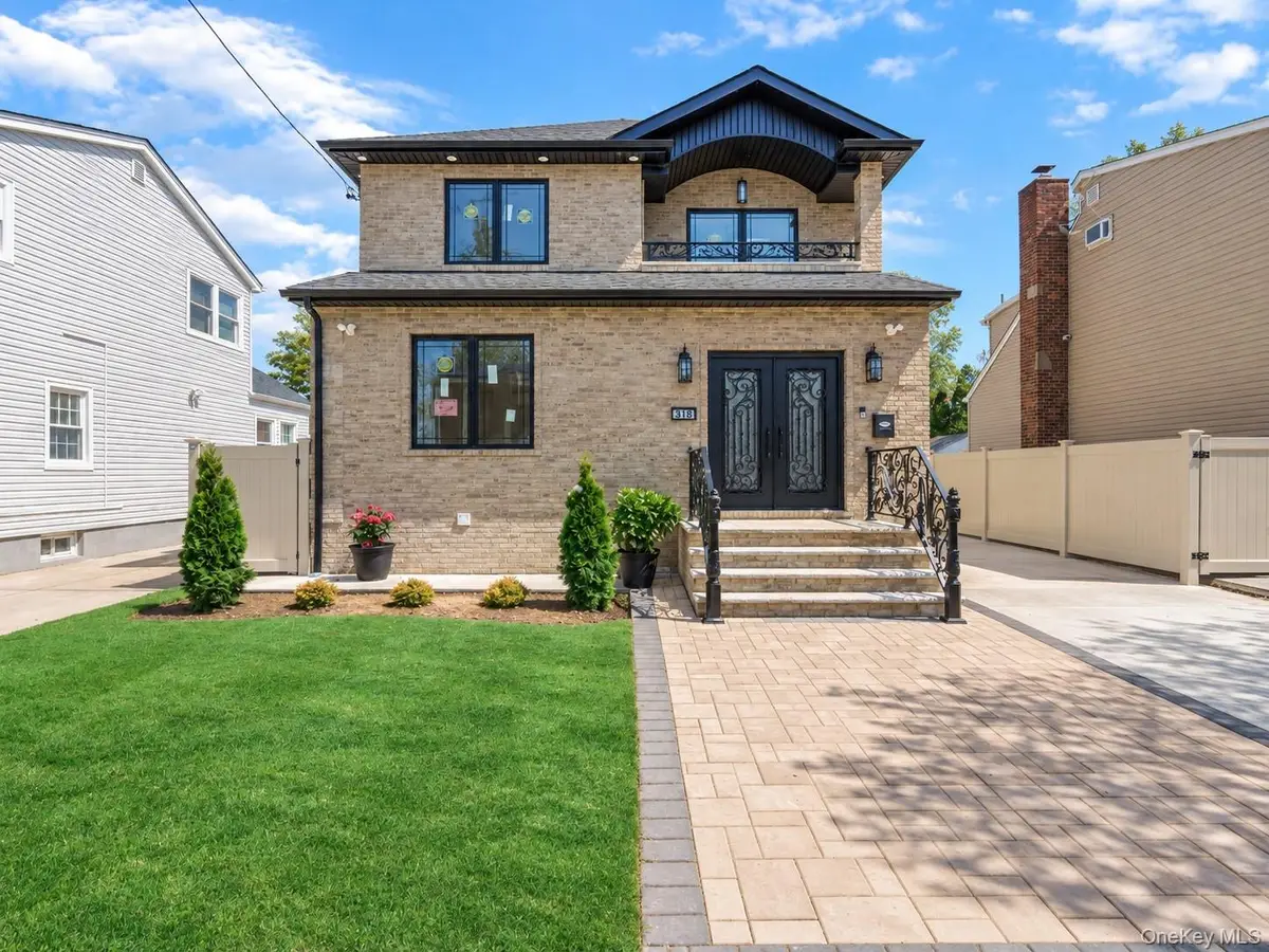 918 N 6th Street, North New Hyde Park, NY 11040 - #1