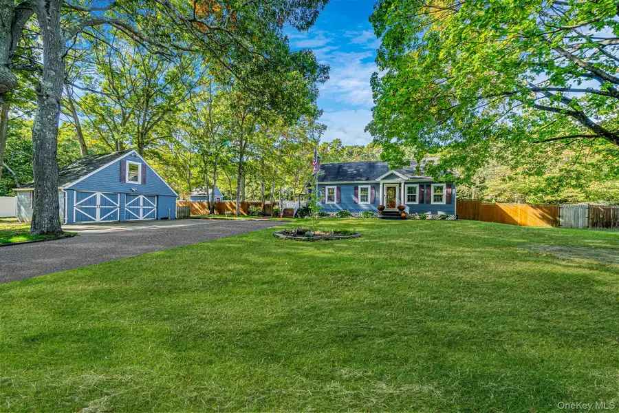 44 Oregon Avenue, Medford, NY 11763 - #3