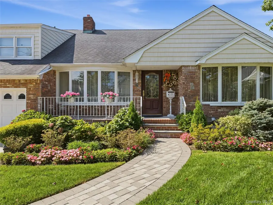 5 Major Court, Rockville Centre, NY 11570 - #3