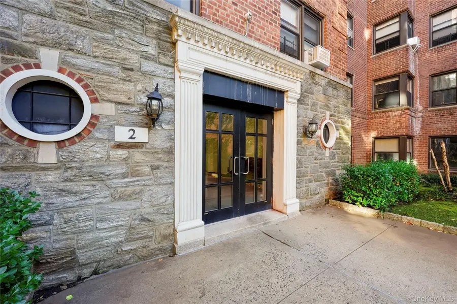 2 Fisher Drive #208, Mount Vernon, NY 10552 - #2