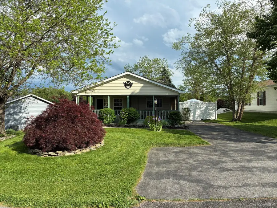 15 Gables, Poughkeepsie, NY 12603 - #2