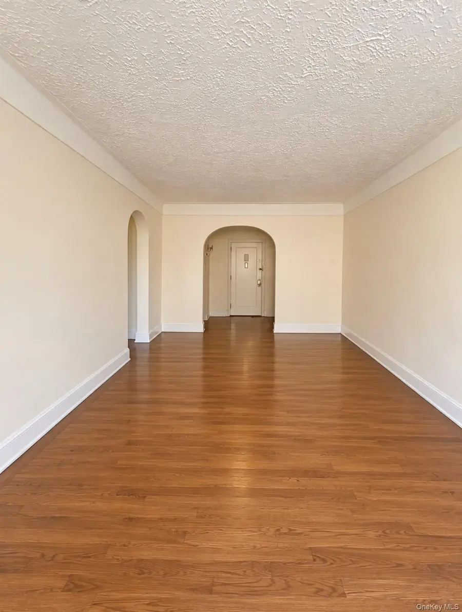 3338 Parsons Boulevard #1E, Flushing, NY 11354 - #3