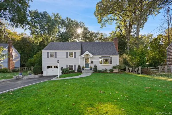 11 Barrett Lane, Port Chester, NY 10573