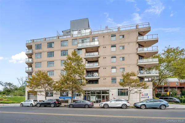 132-29 Blossom Avenue #4H, Flushing, NY 11355