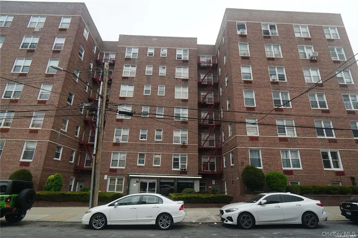 63-45 Saunders Street #3G, Rego Park, NY 11374 - #1