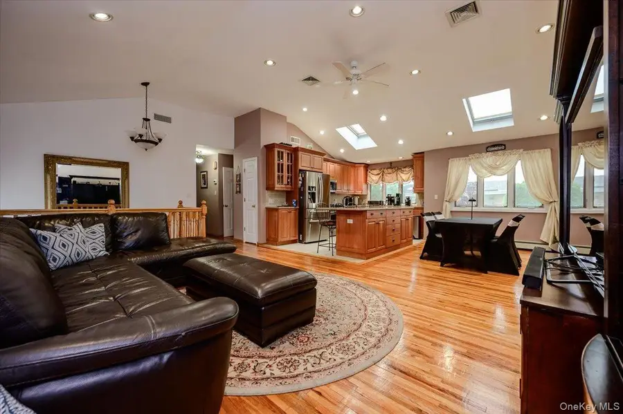 56 Empire Boulevard, Island Park, NY 11558 - #3