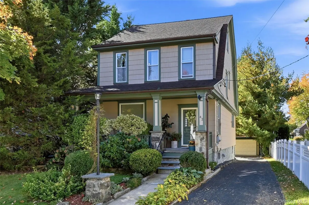 42 Park Avenue, Port Chester, NY 10573 - #1