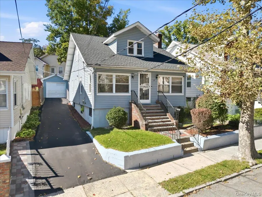 12 Knollwood Avenue, Mount Vernon, NY 10550 - #3