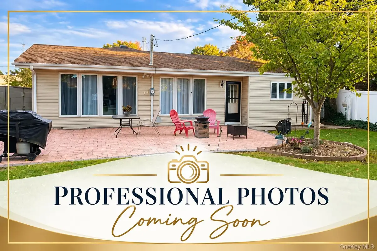 4 Primrose Avenue, Hicksville, NY 11801 - #1