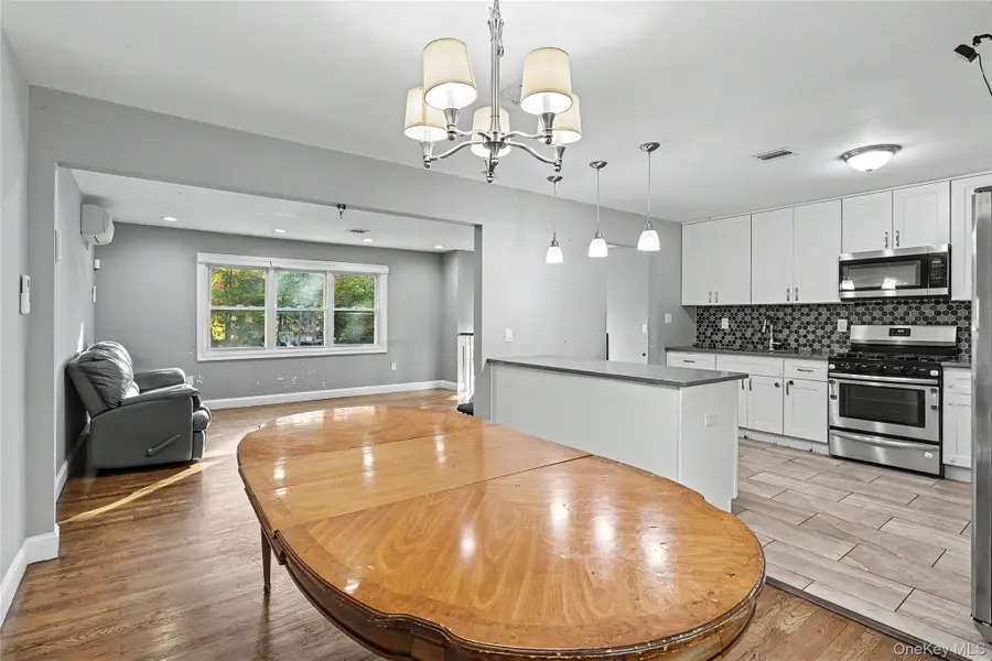 4 Earl Court, Monsey, NY 10952 - #3