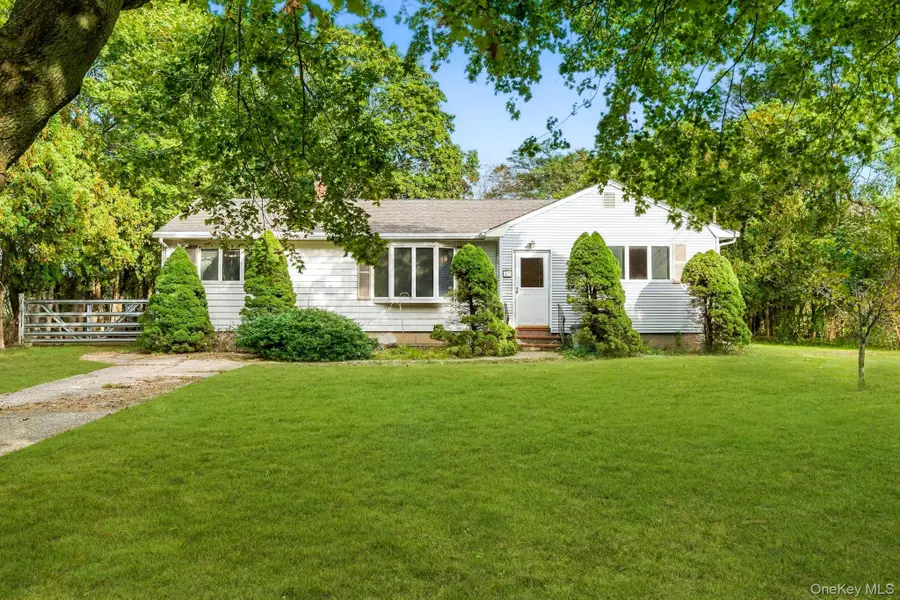 67 Weeks Avenue, Manorville, NY 11949 - #2
