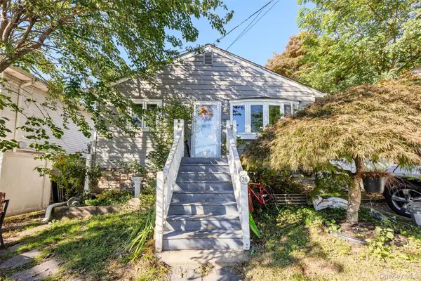 39 Willow Road, Rocky Point, NY 11778