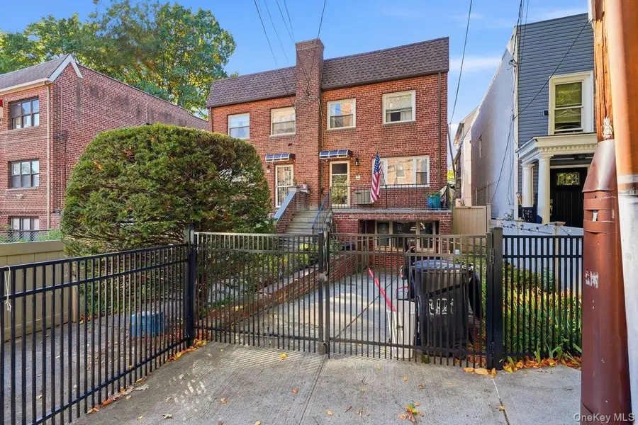 6121 Huxley Avenue, Bronx, NY 10471 - #2