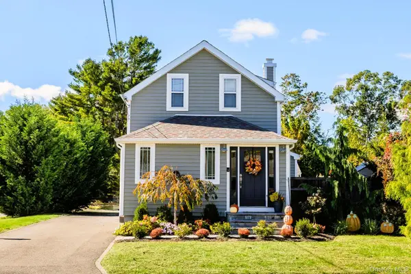 388 Lincoln Avenue, Sayville, NY 11782
