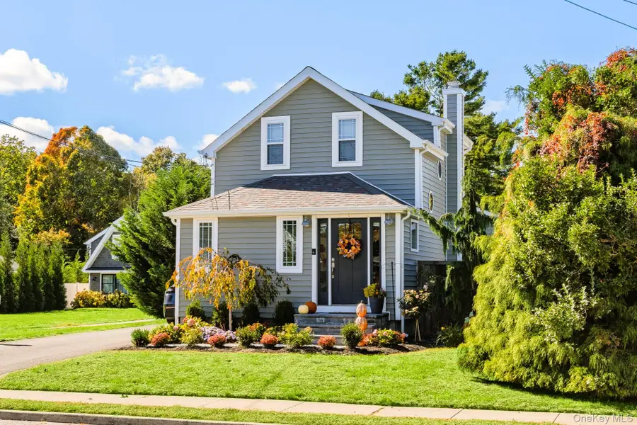 388 Lincoln Avenue, Sayville, NY 11782 - #2