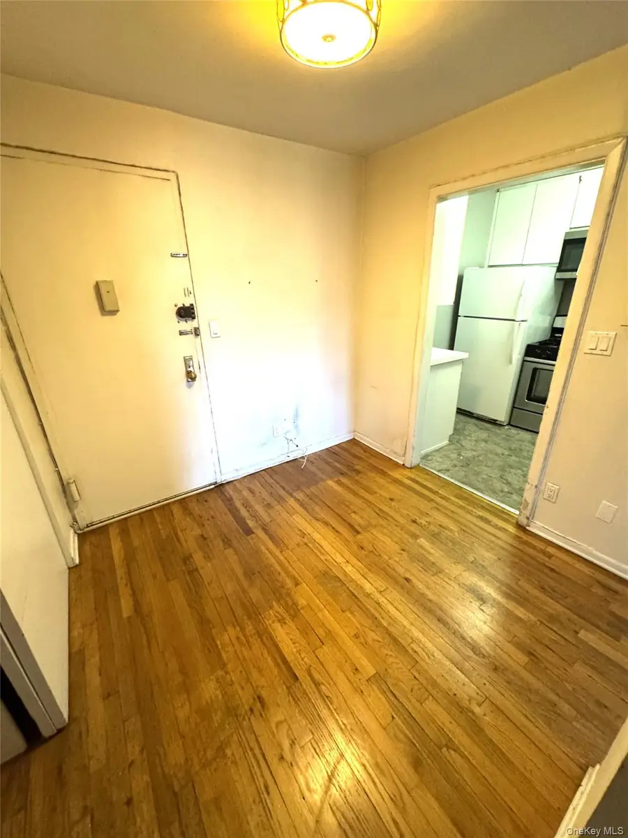 601 Chester Street A17 #A17, Cedarhurst, NY 11516 - #3