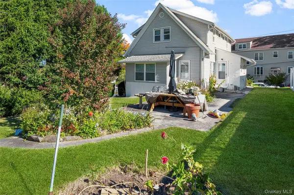 27 AKA 104 Thomas Place, Yonkers, NY 10701