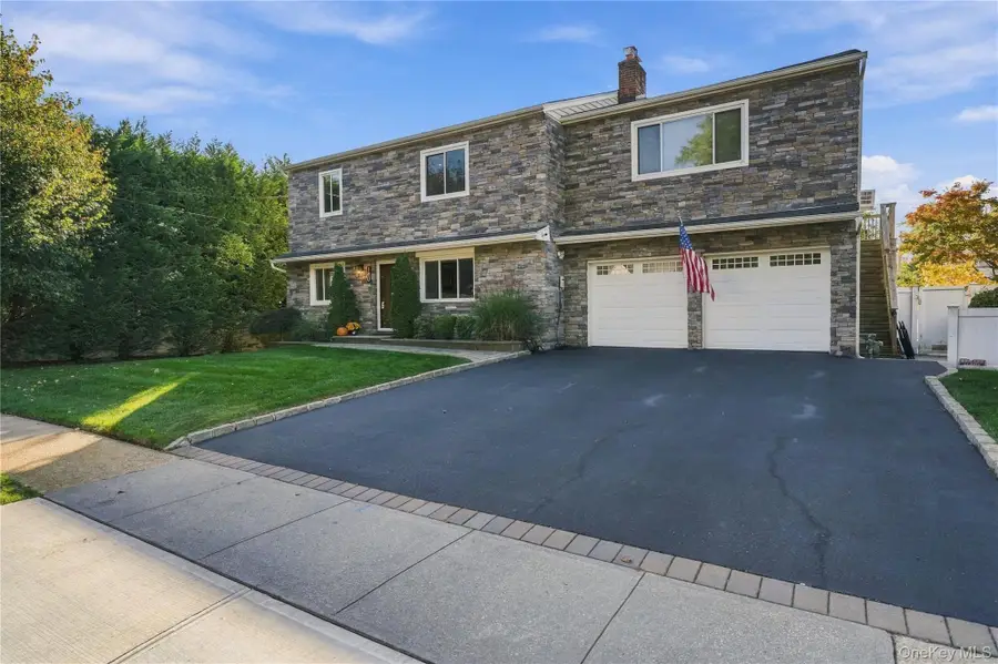 140 Baltimore Avenue, Massapequa, NY 11758 - #2