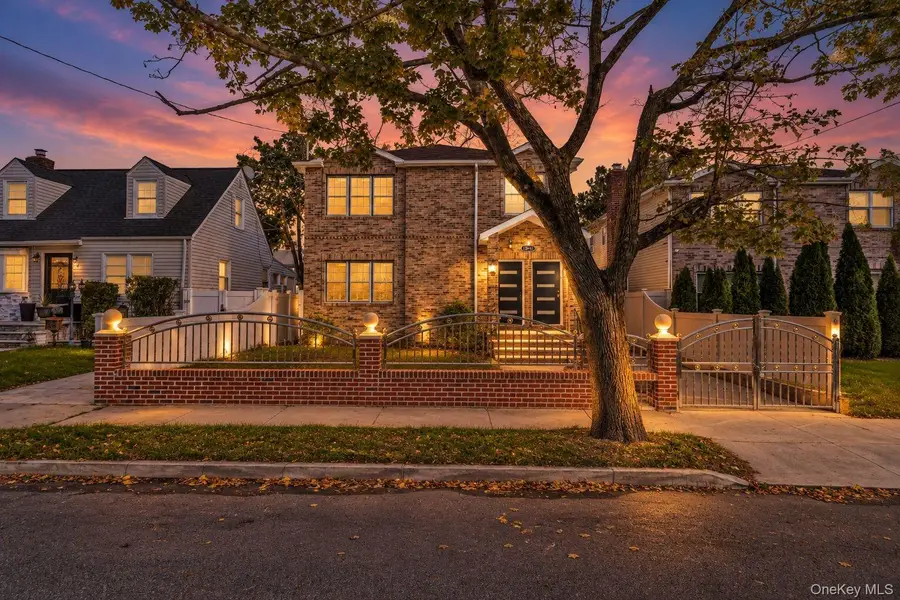 13611 220th Place, Laurelton, NY 11413 - #3