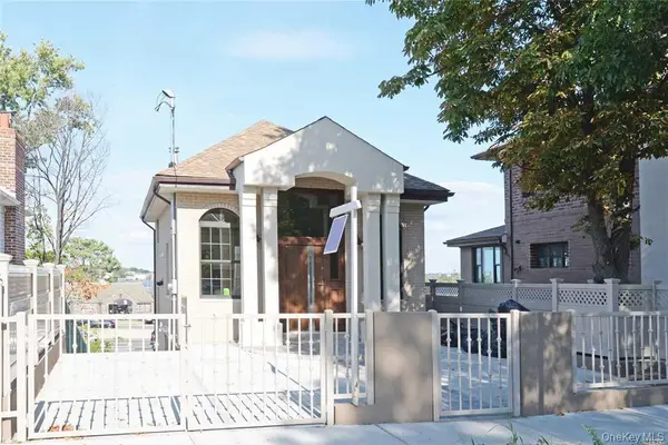 10647 Ditmars Boulevard, East Elmhurst, NY 11369