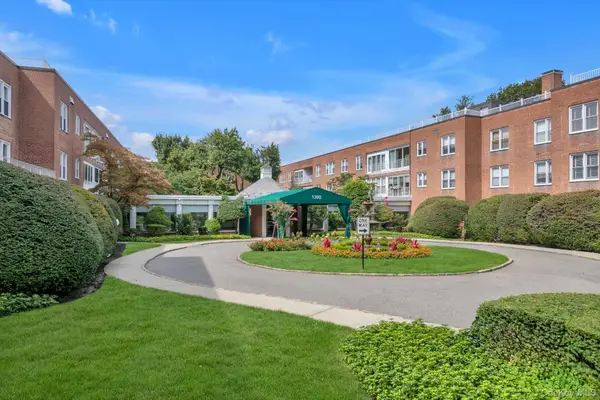 1390 Broadway #104, Hewlett, NY 11557