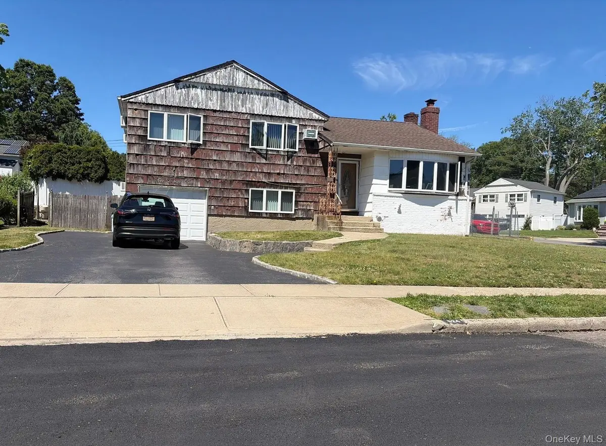 524 Pontiac Road, East Meadow, NY 11554 - #1