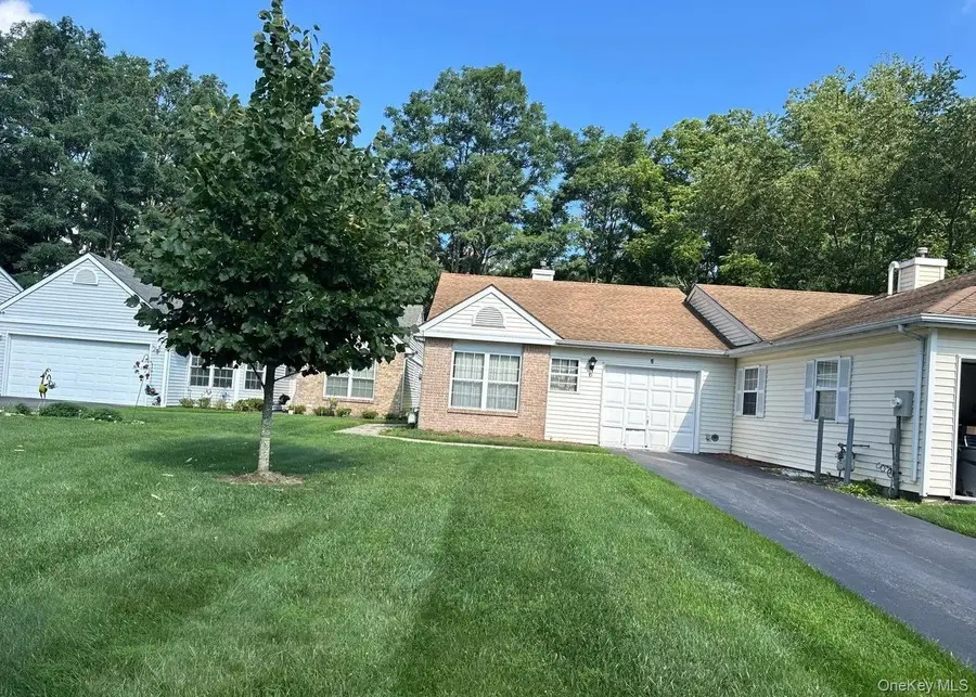 6 Chipmunk Trail, Coram, NY 11727 - #3