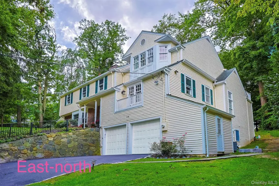 38 The Oaks, Roslyn, NY 11576 - #3
