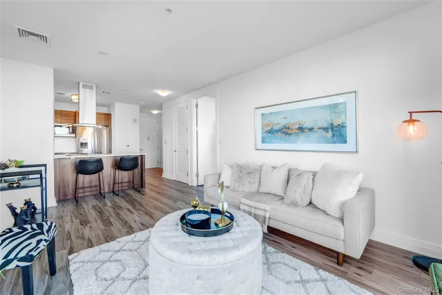 701 Ridge Hill Boulevard #8M, Yonkers, NY 10710 - #3