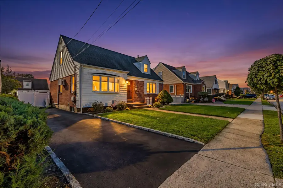 329 Andrews Road, Mineola, NY 11501 - #3
