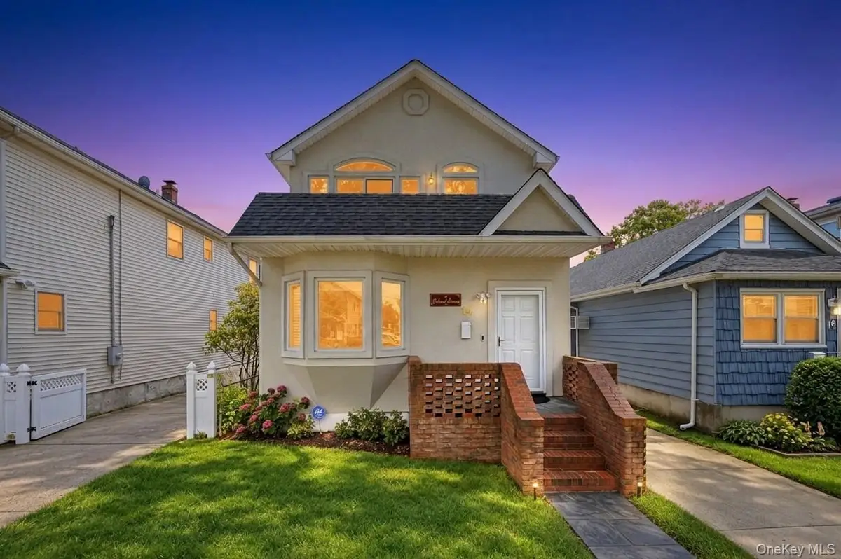 14 N 4th Street, New Hyde Park, NY 11040 - #1