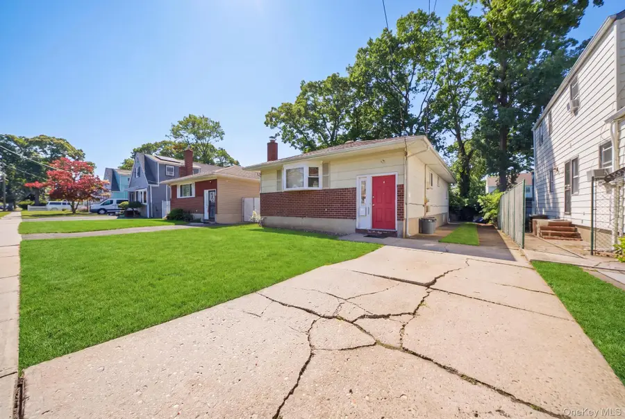 146 Alabama Avenue, Hempstead, NY 11550 - #3