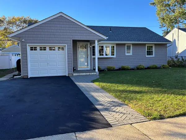 182 Hungry Harbor Road, Valley Stream, NY 11581