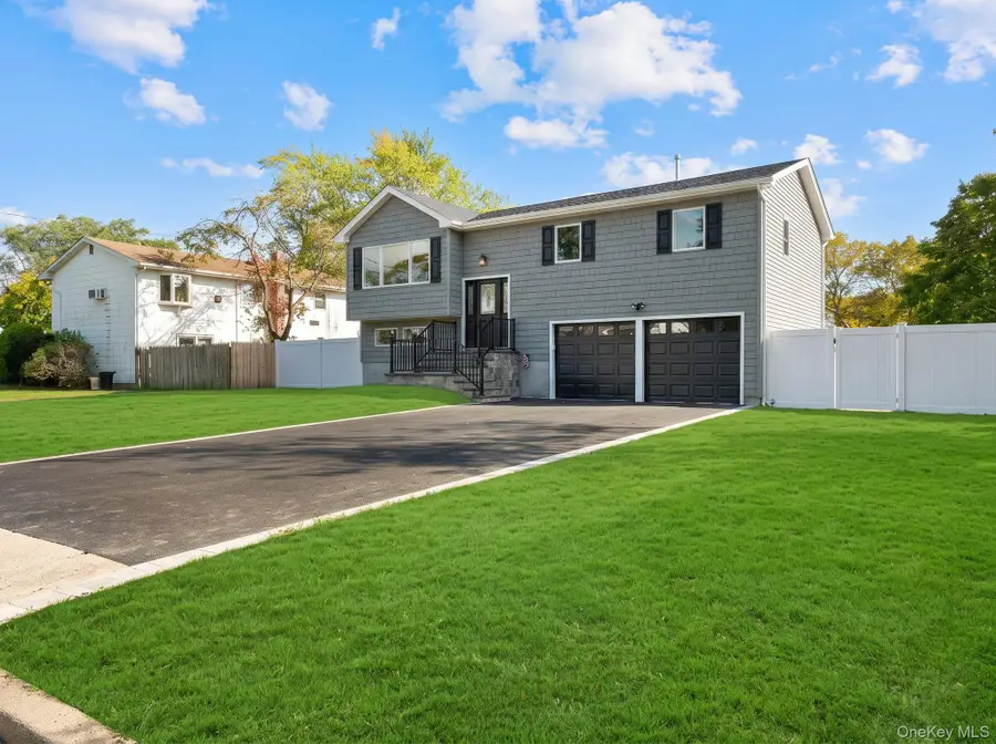 124 Ithaca Street, Bay Shore, NY 11706 - #3