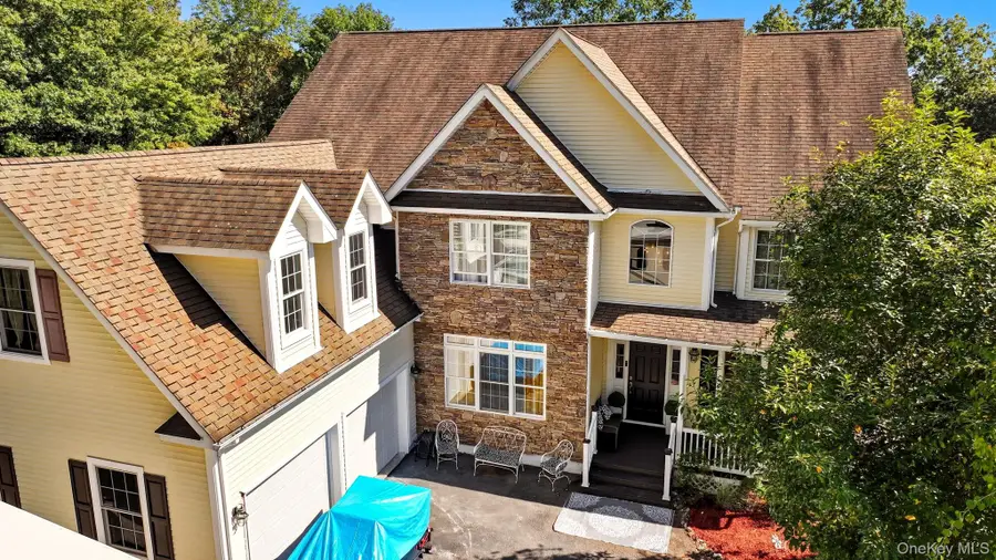 153 Shagbark Lane, Hopewell Junction, NY 12533 - #2